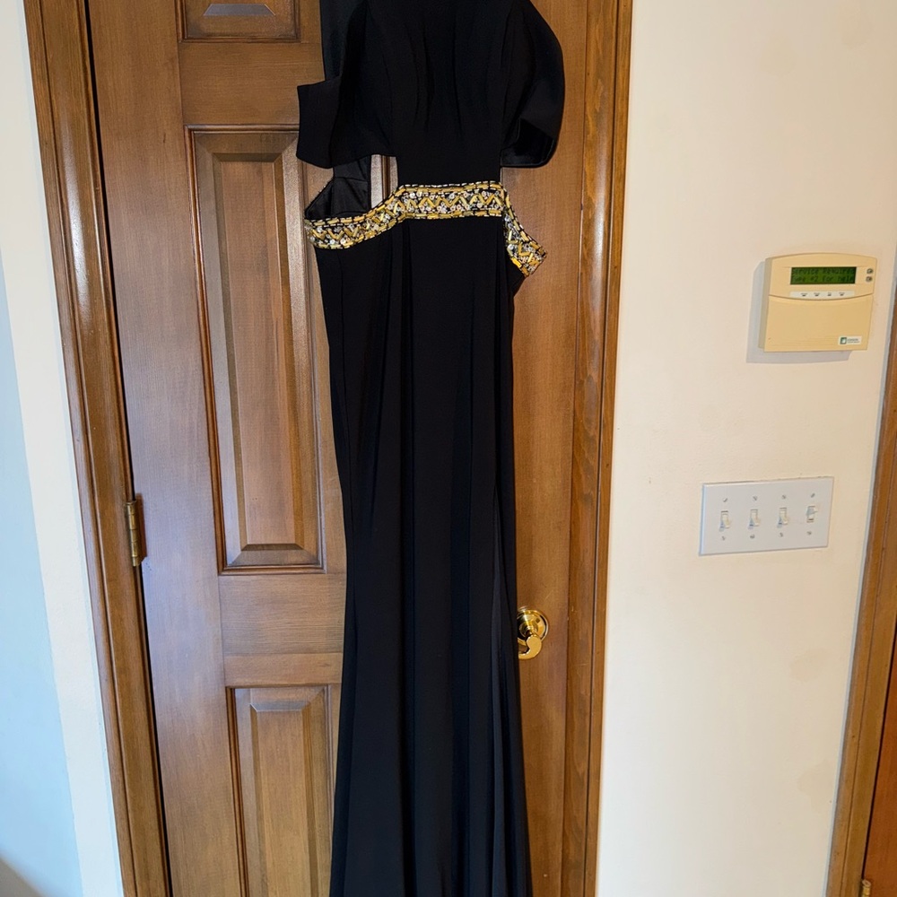 Elegant Black Evening Gown